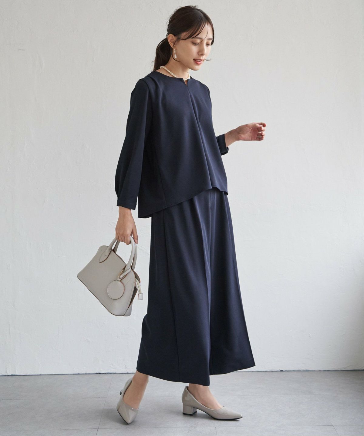 ネイビーブルー