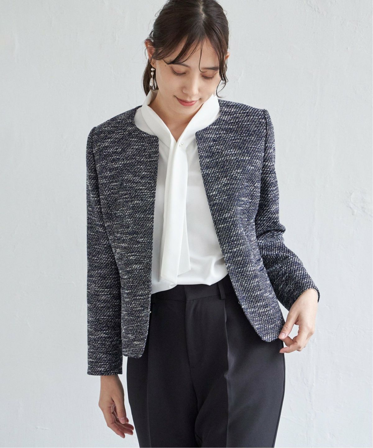 ネイビーブルー