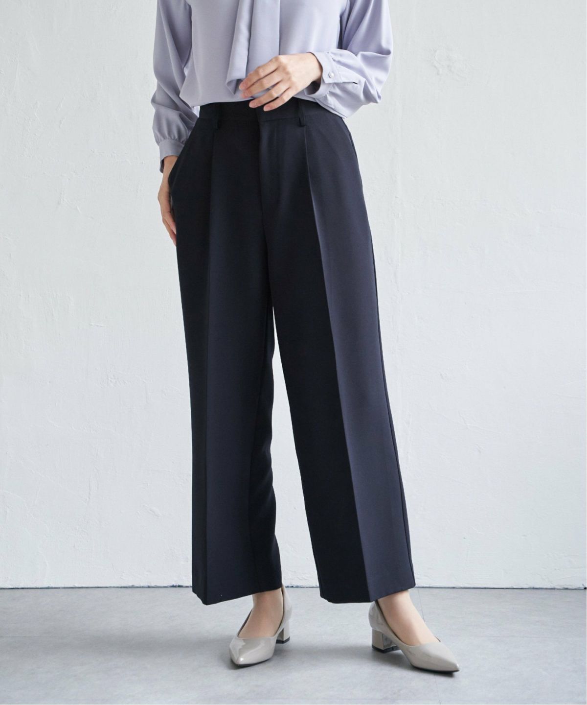 ネイビーブルー