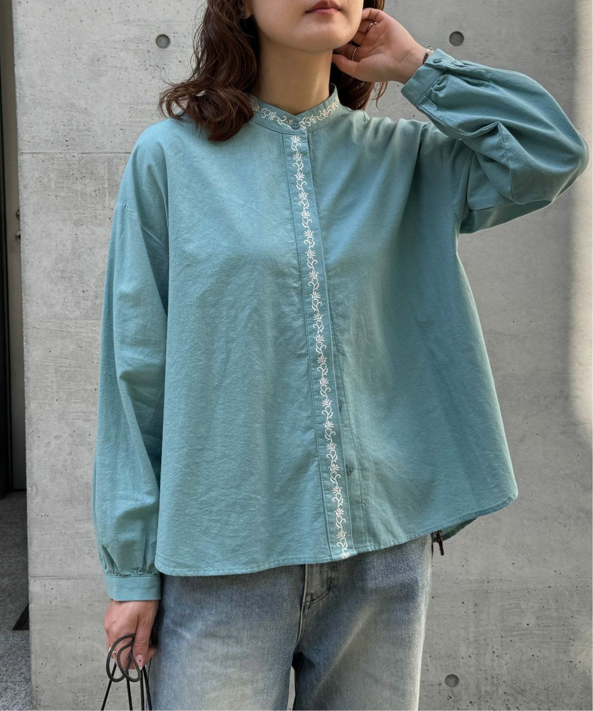 ミントグリーン