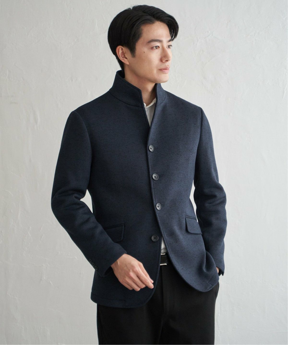 ネイビーブルー