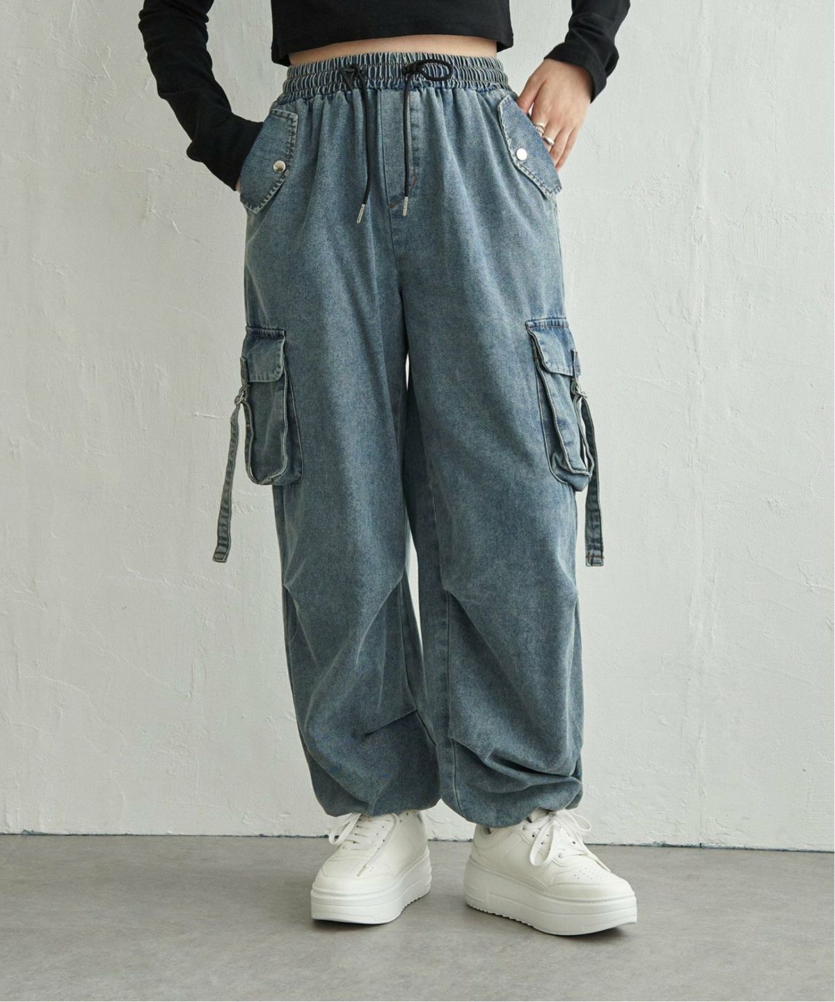 サックスブルー