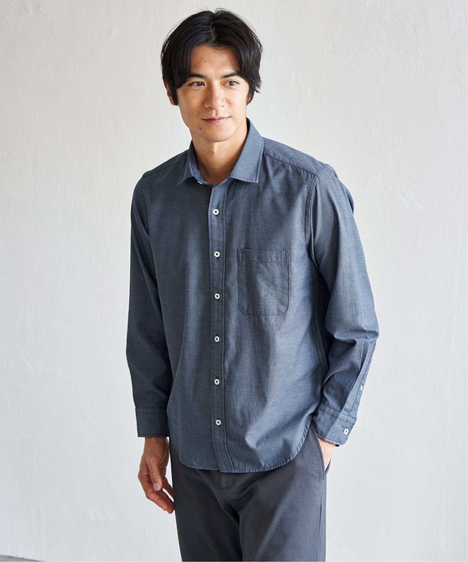 ネイビーブルー