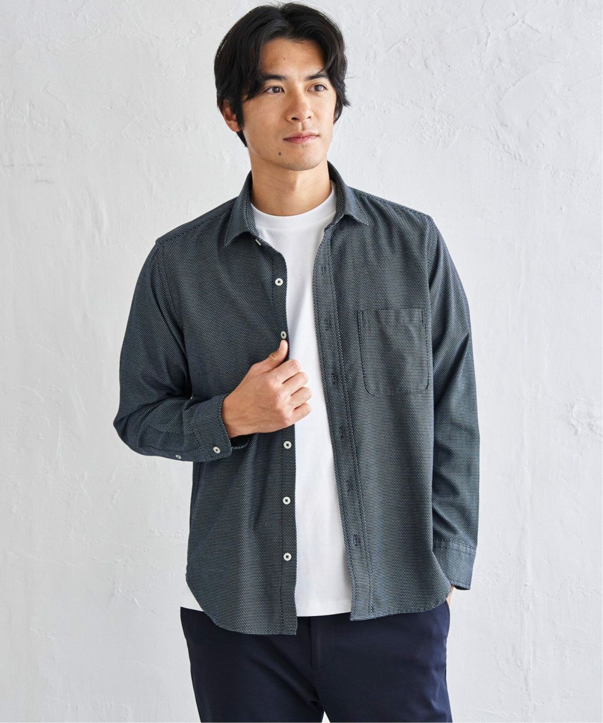 ダークネイビー