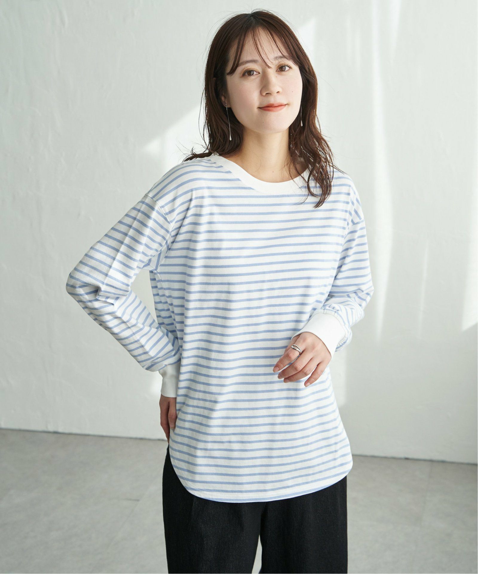 サックスブルー