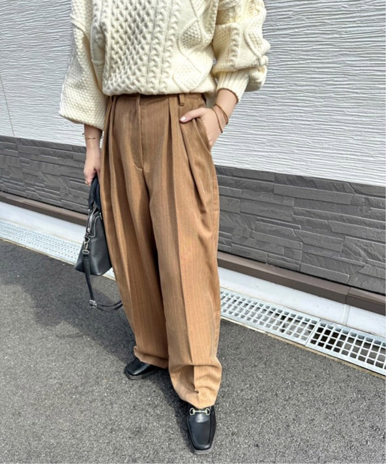 ブラウン