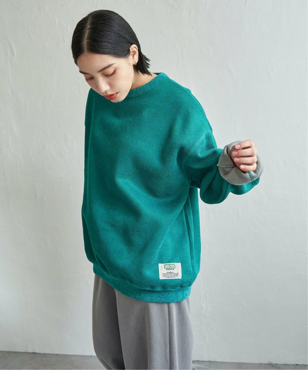 ダークグリーン