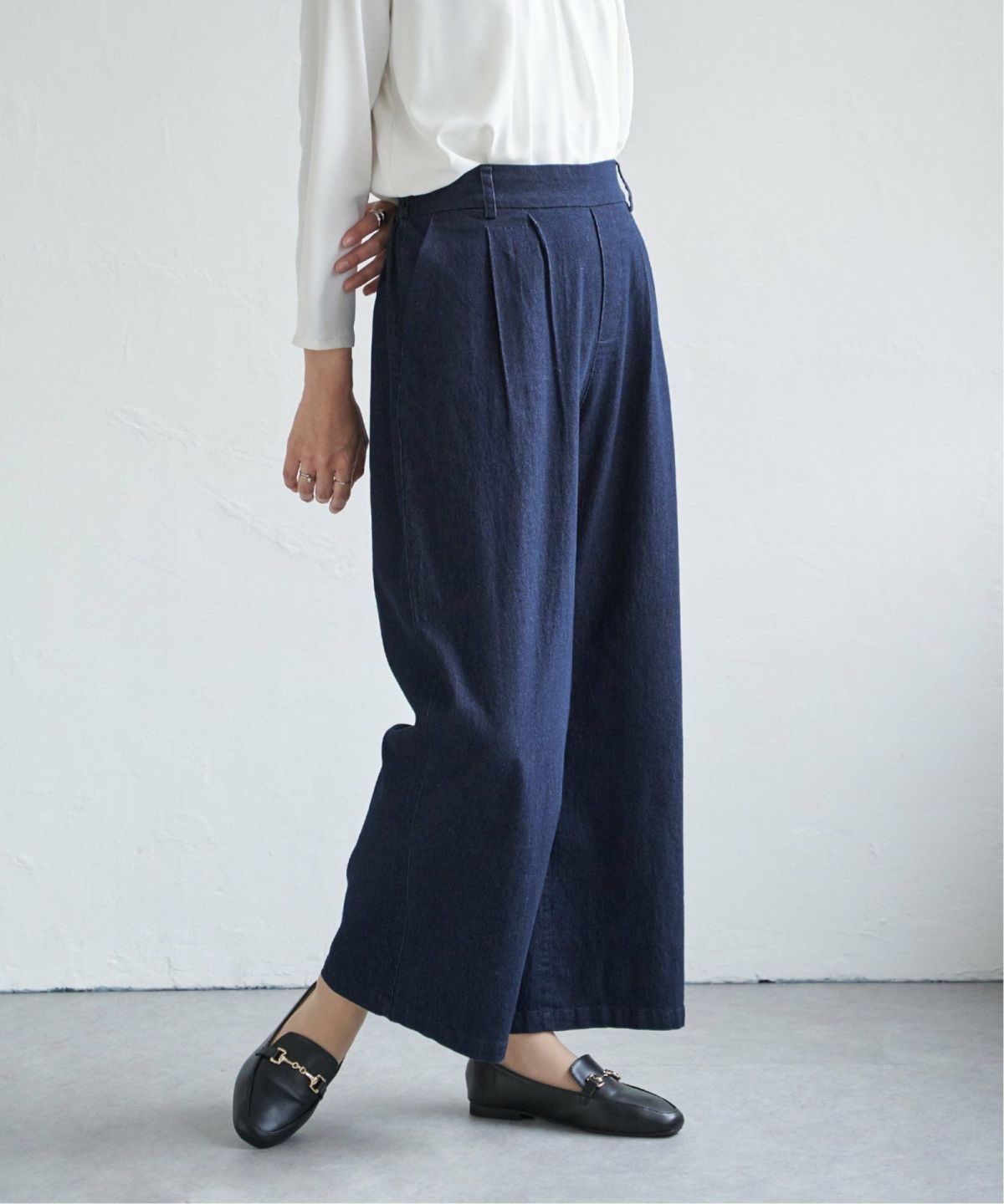 ネイビーブルー