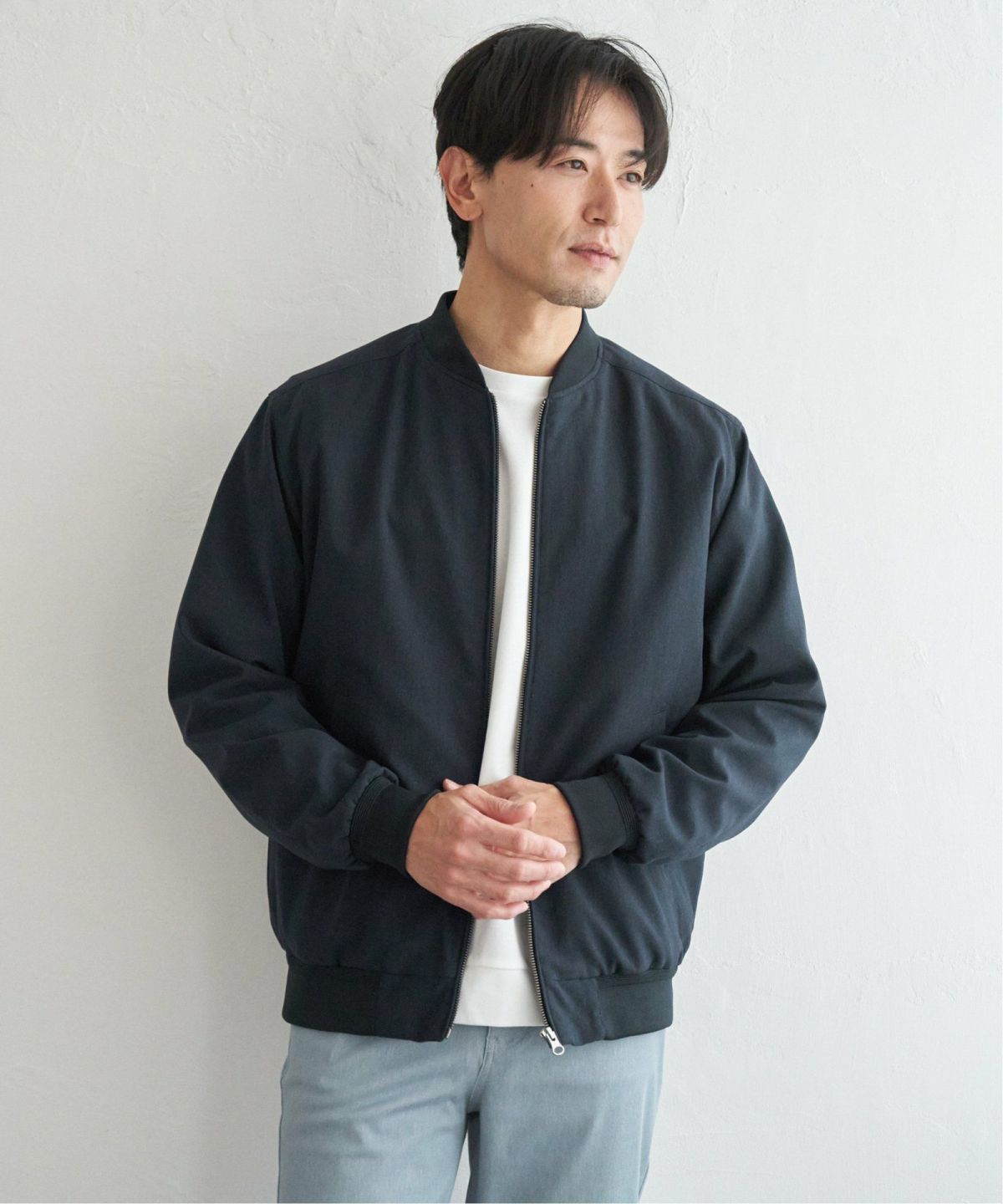 ネイビーブルー