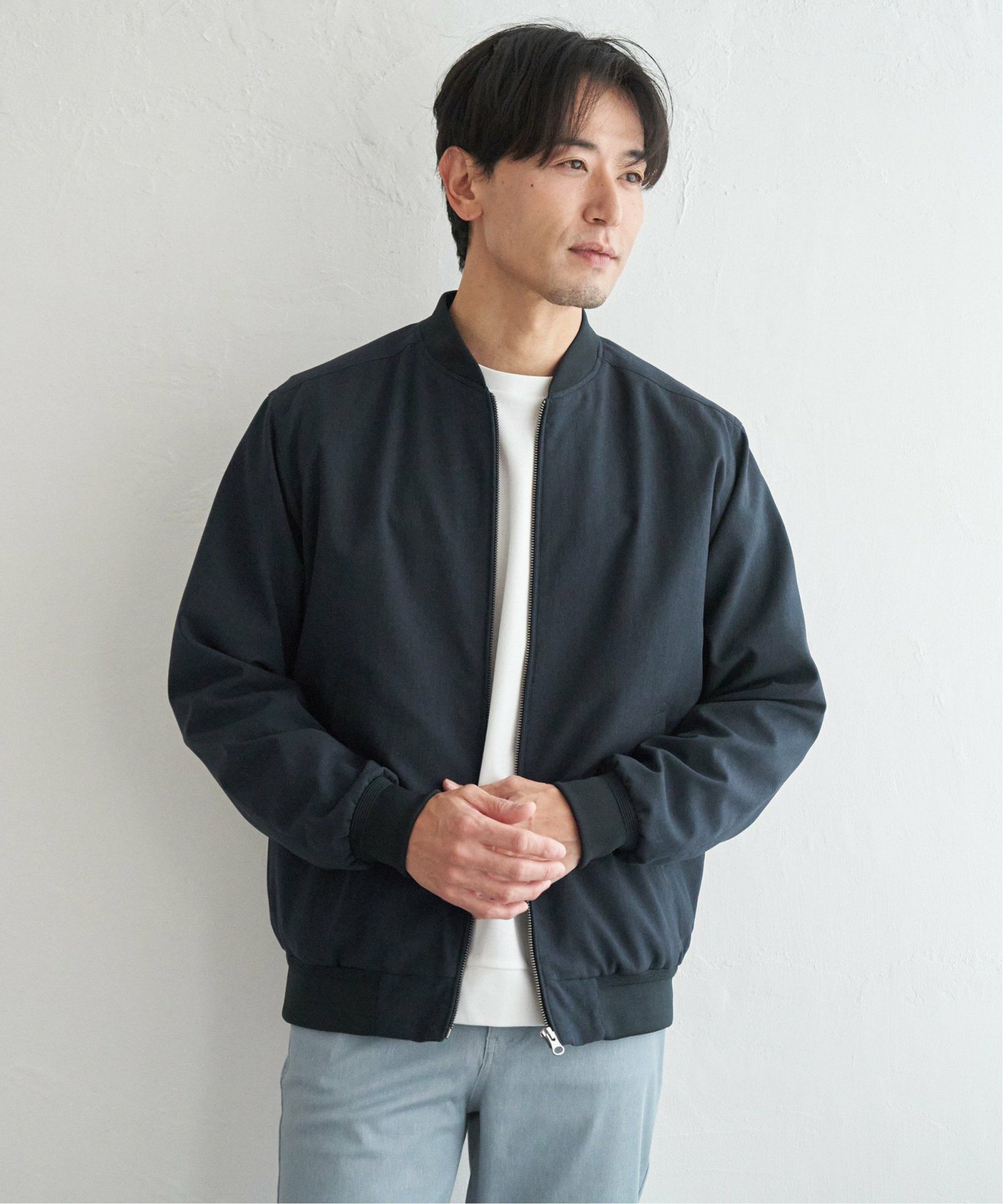 ネイビーブルー