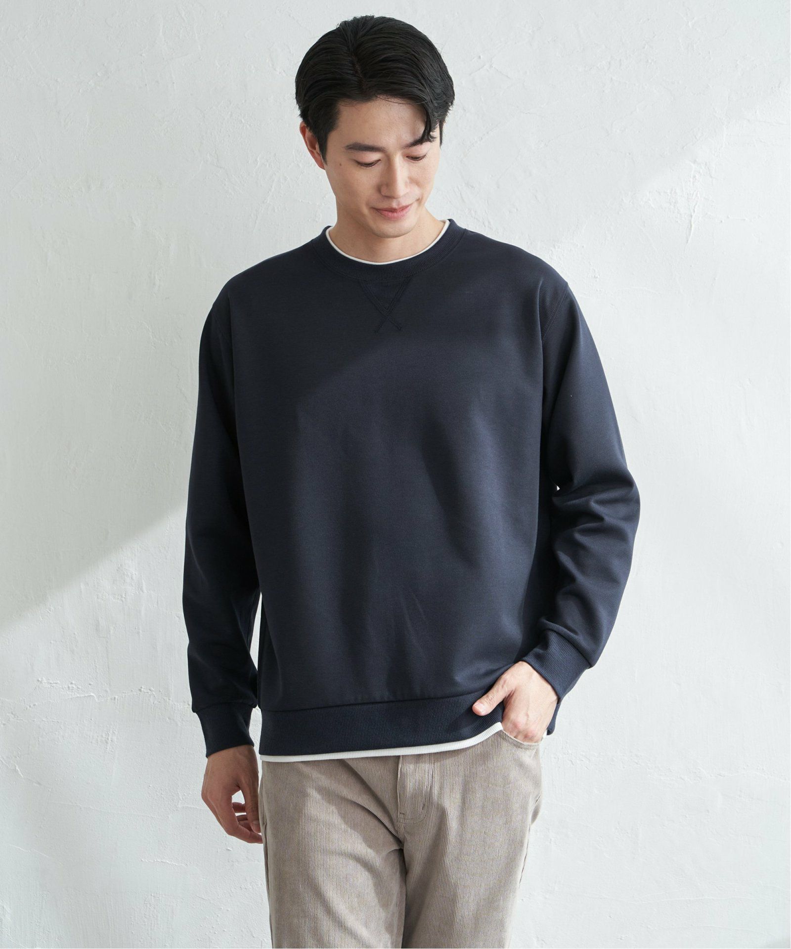 ネイビーブルー