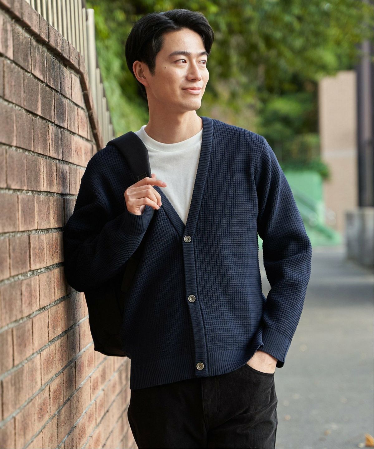 ネイビーブルー