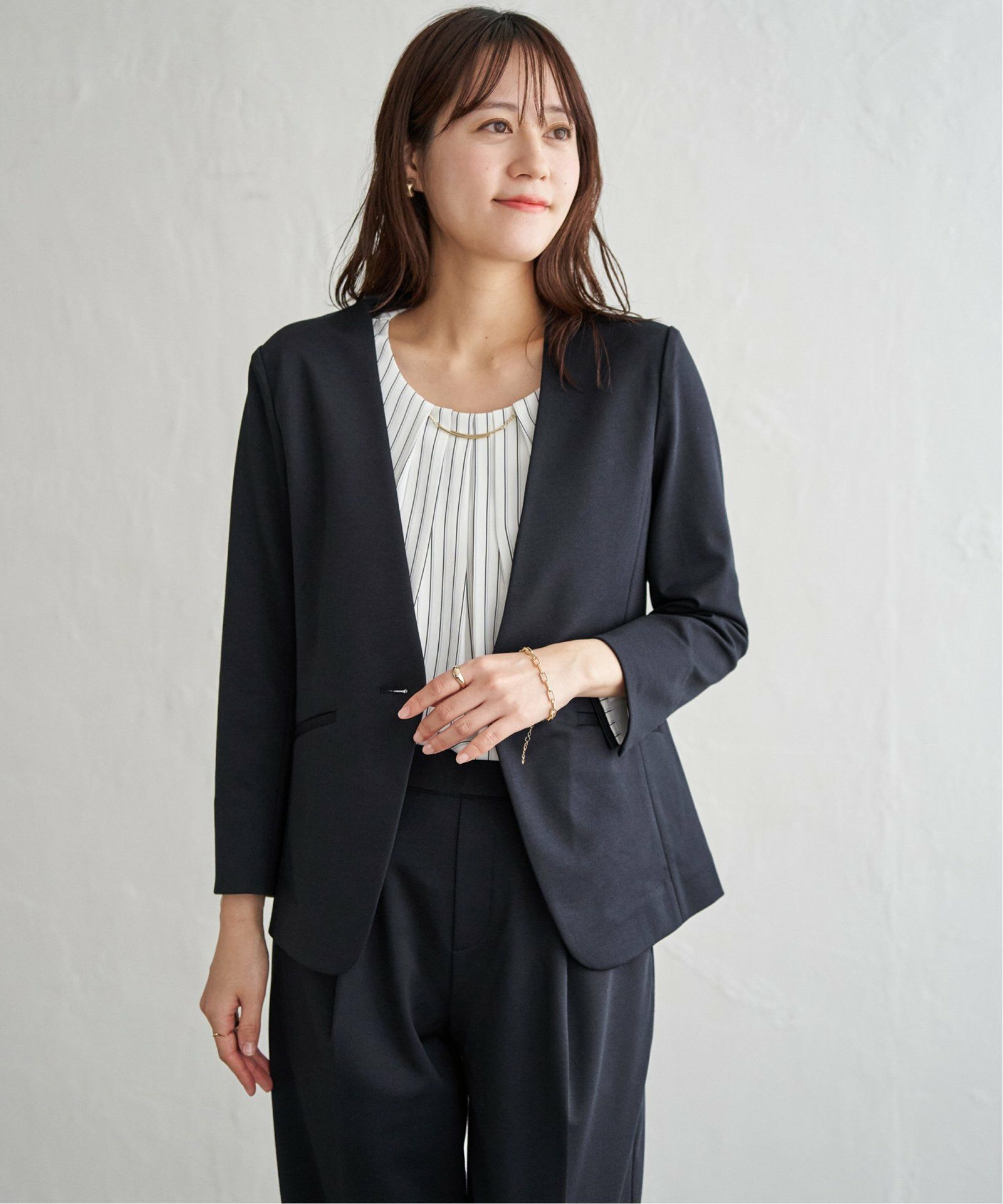 ネイビーブルー