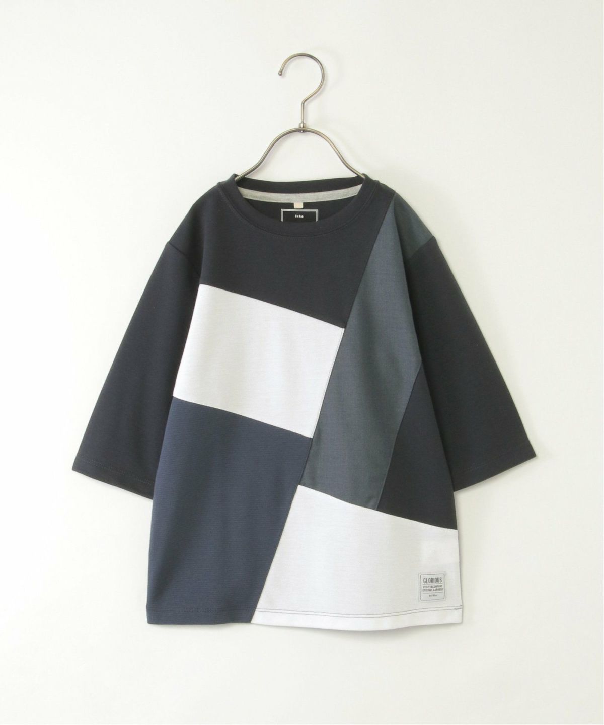 ネイビーブルー