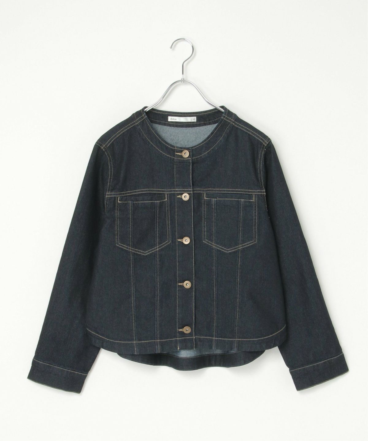 ネイビーブルー