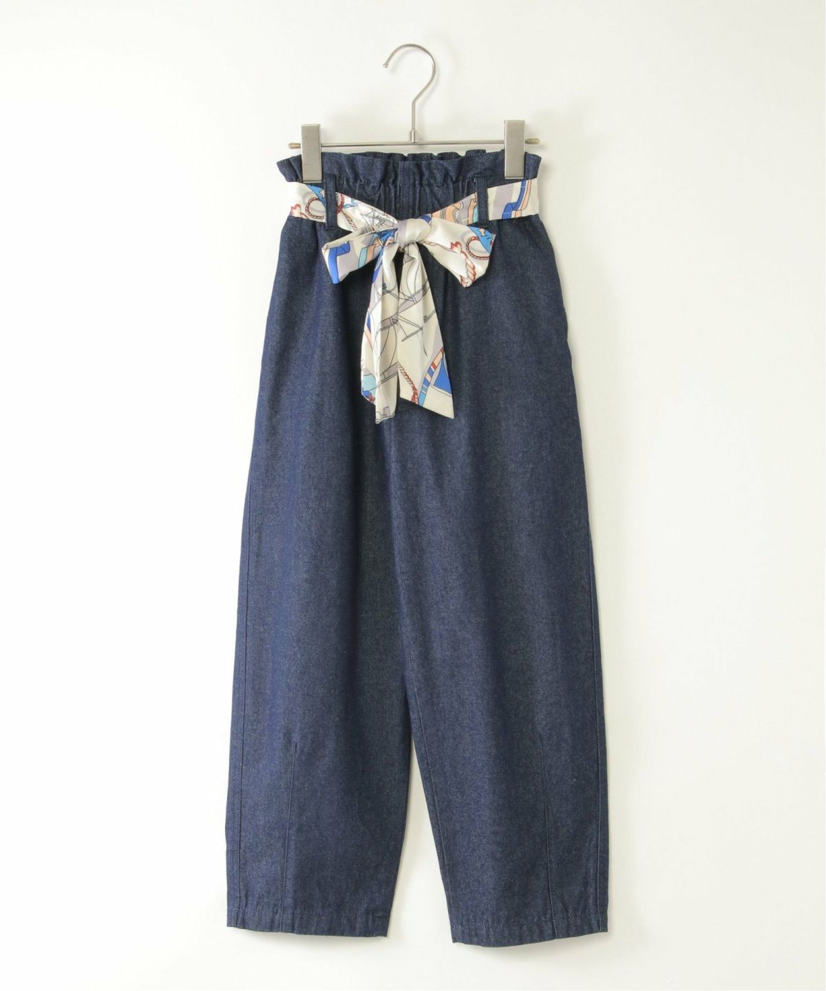 ネイビーブルー