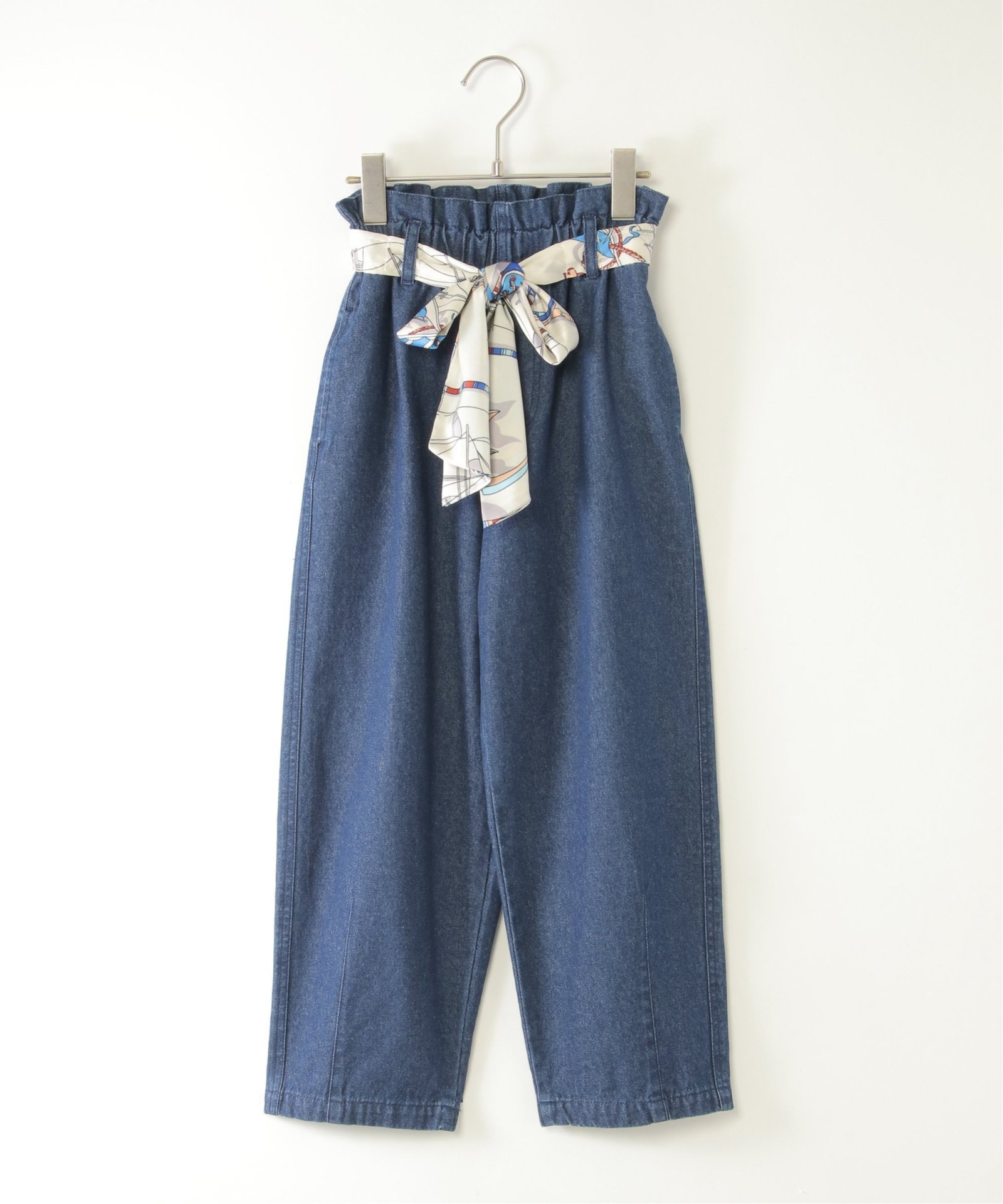 ネイビーブルー