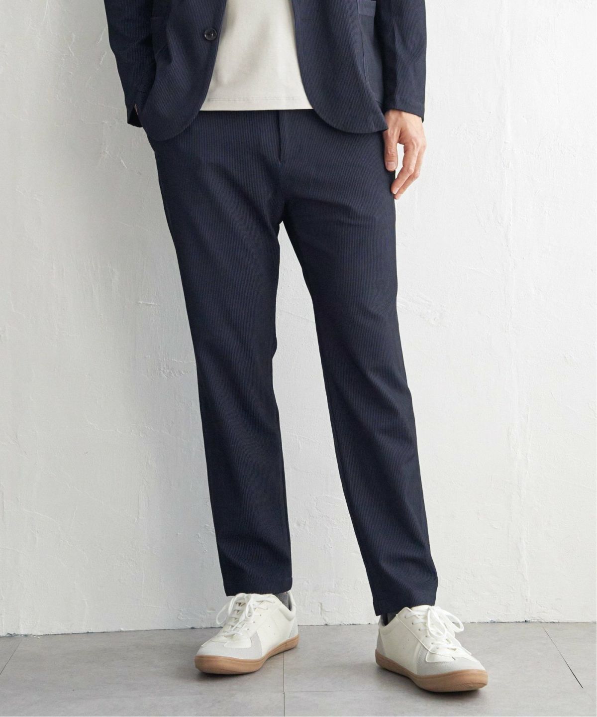 ネイビーブルー