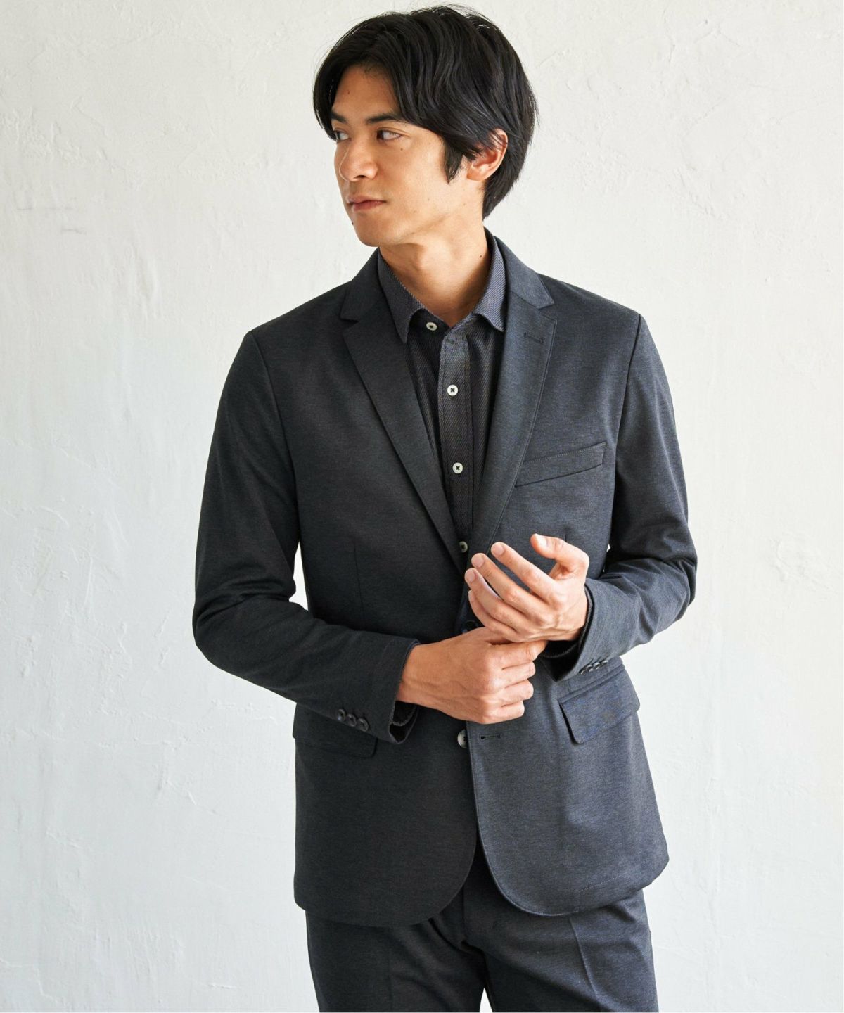 ネイビーブルー