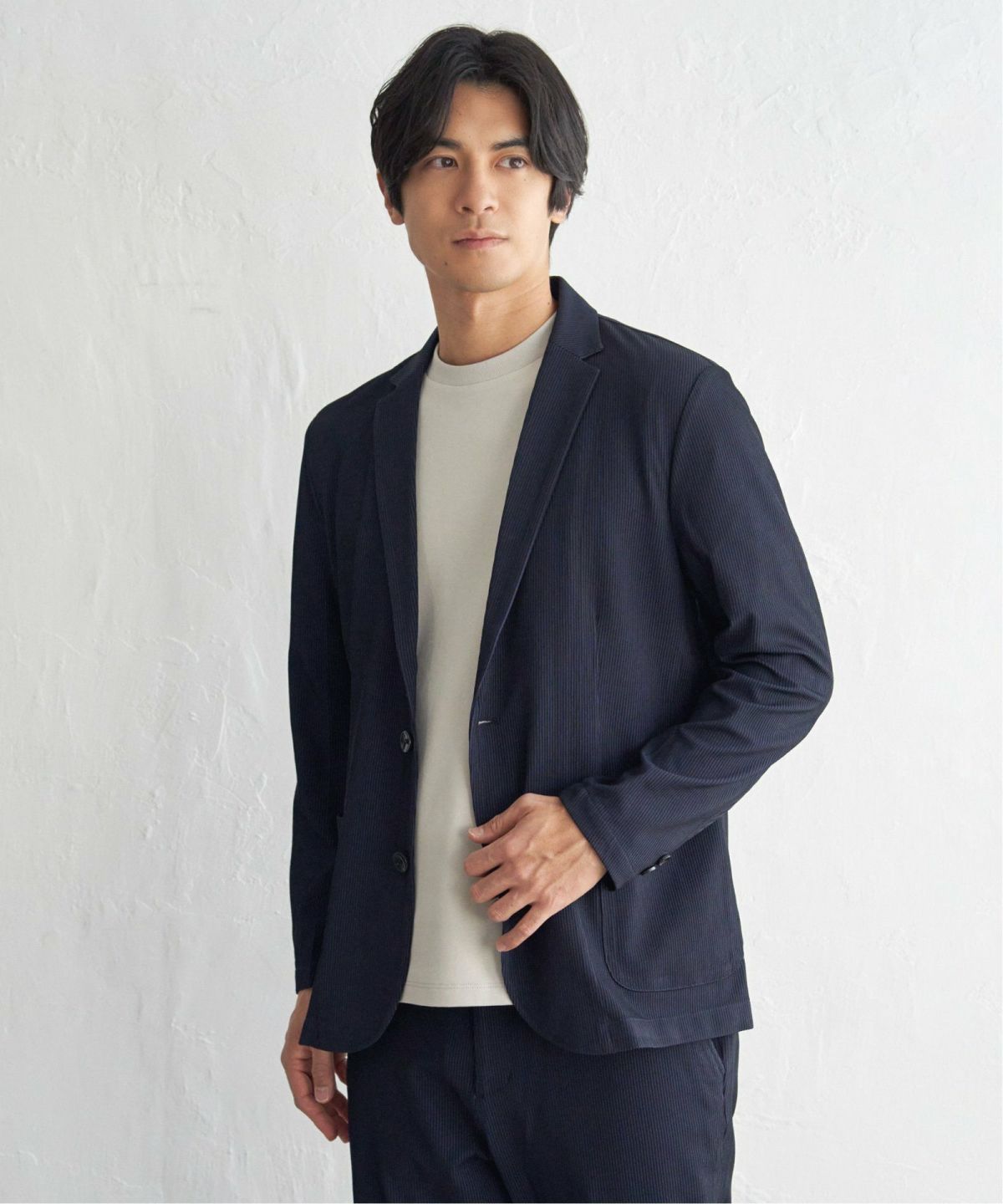 ネイビーブルー