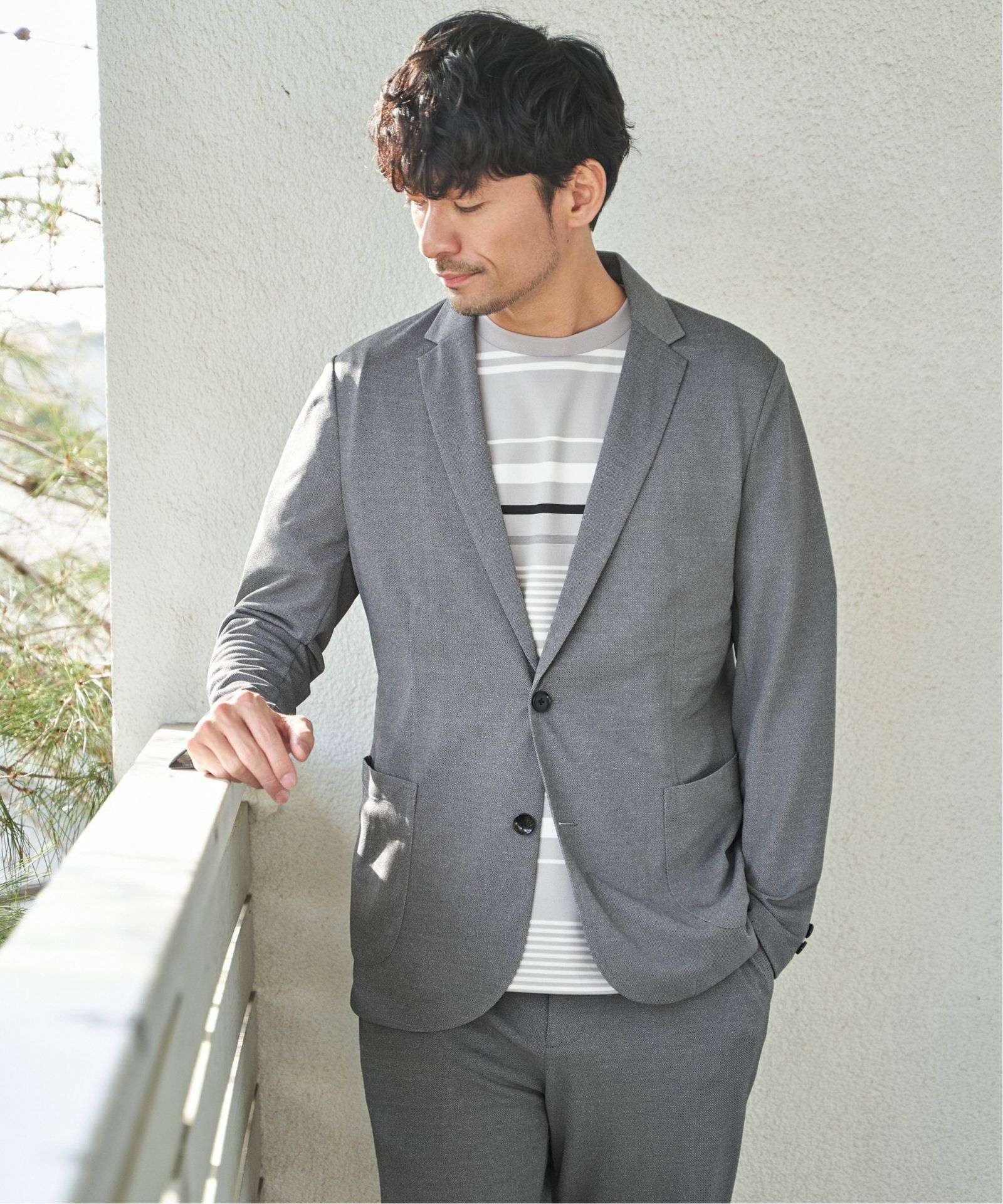 ネイビーブルー