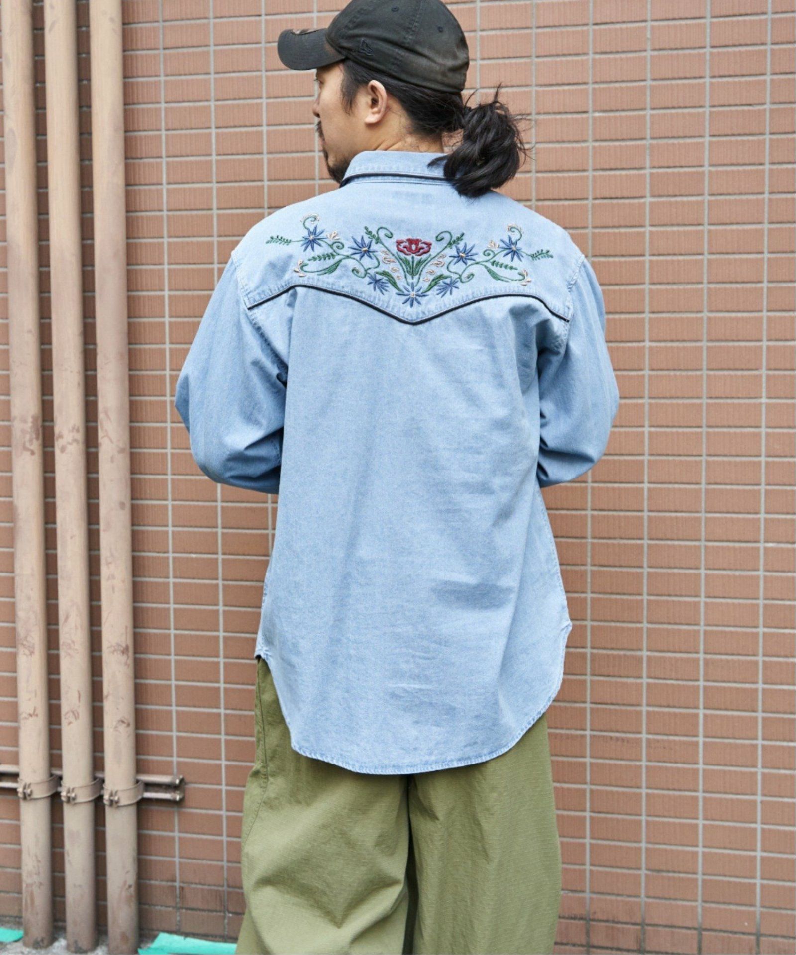 サックスブルー