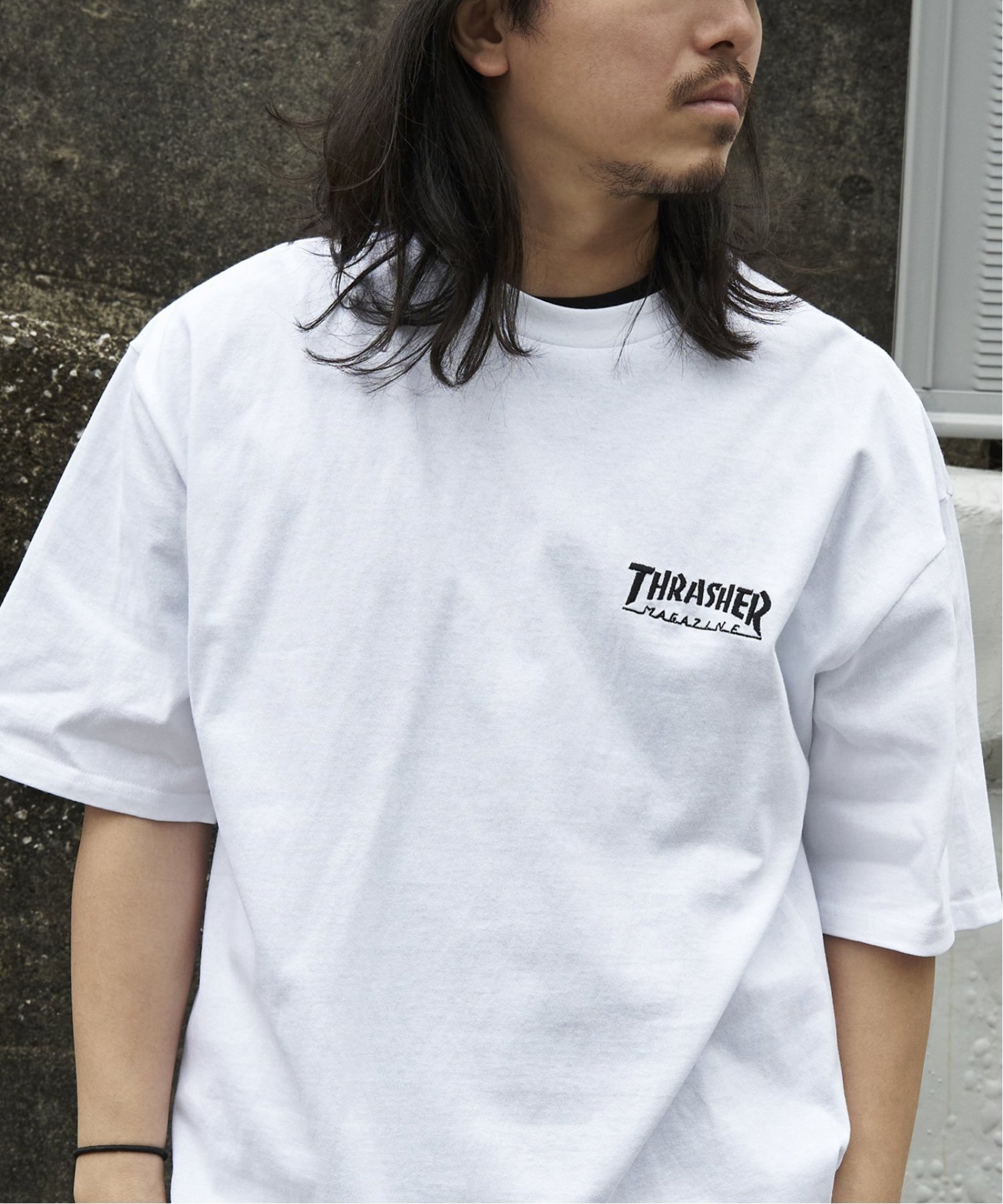 ブラック