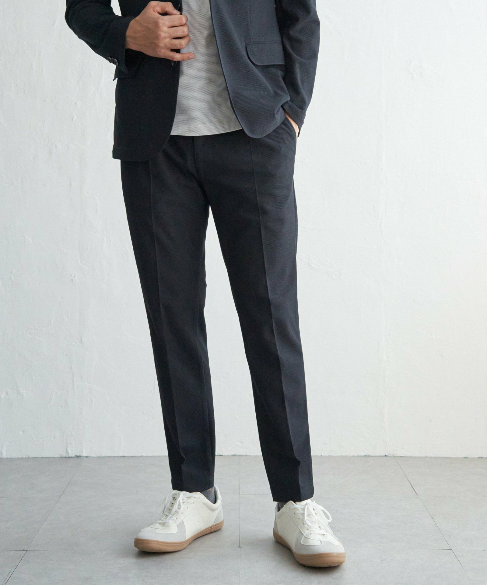 ネイビーブルー