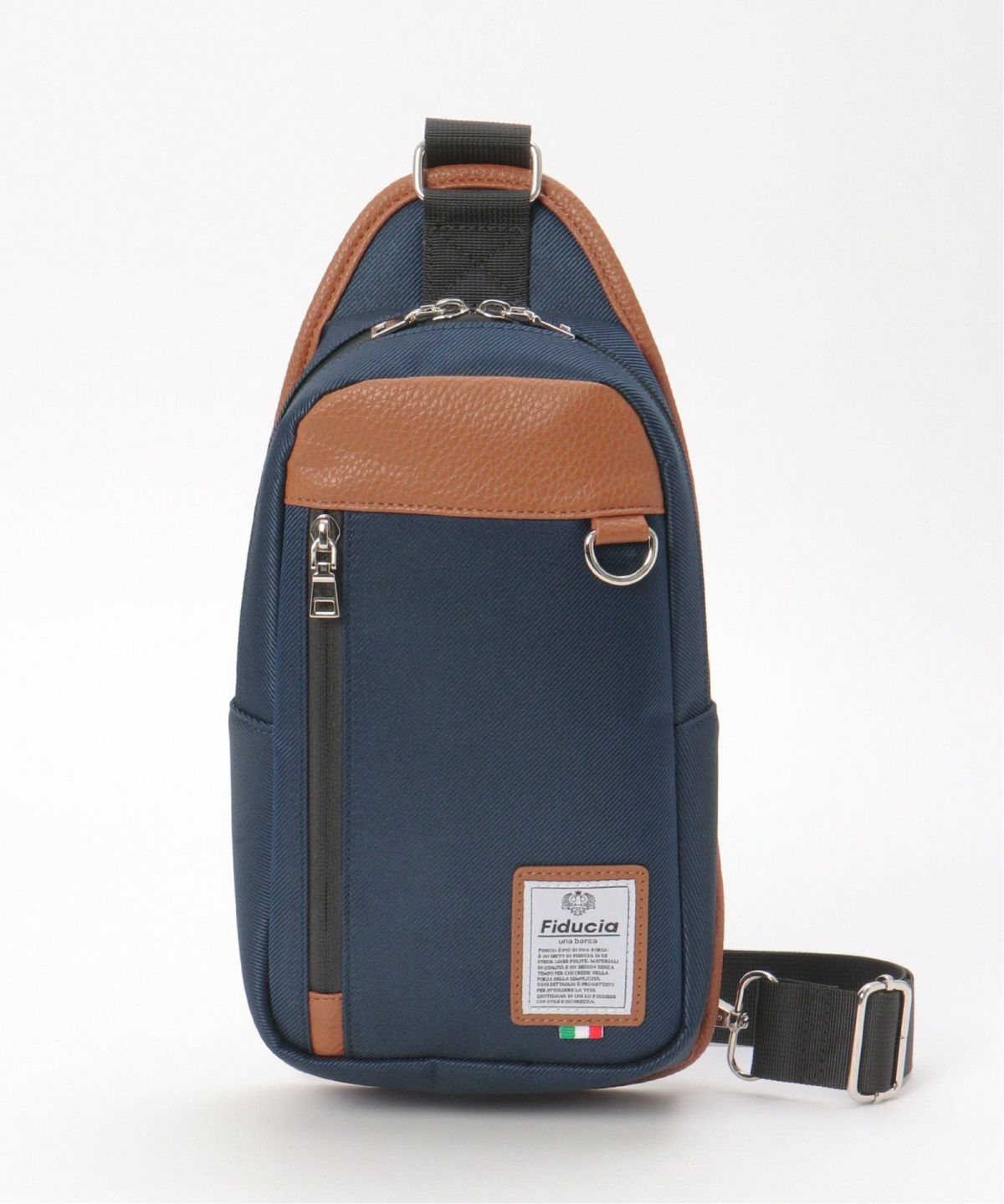 ネイビーブルー