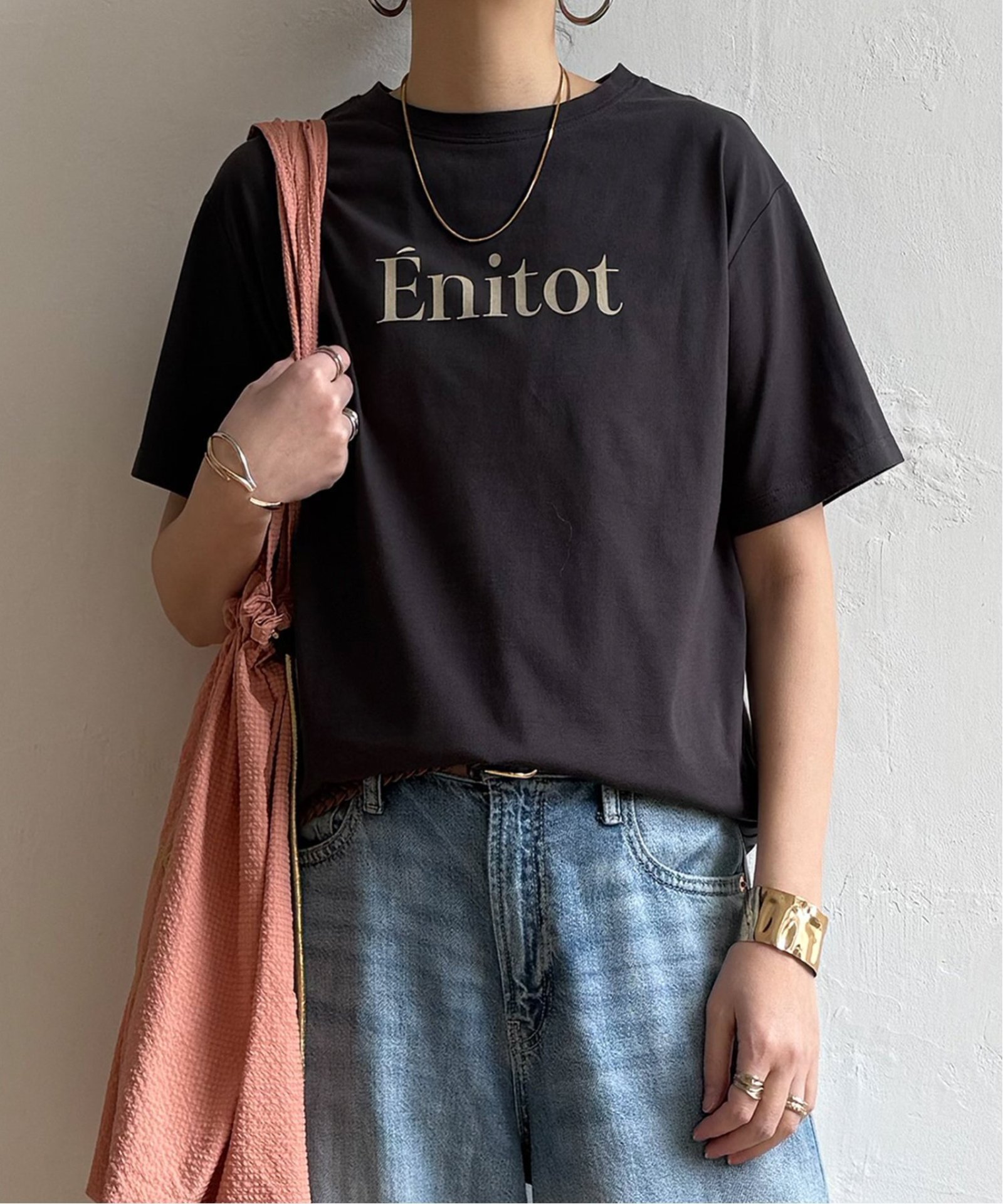 チャコール