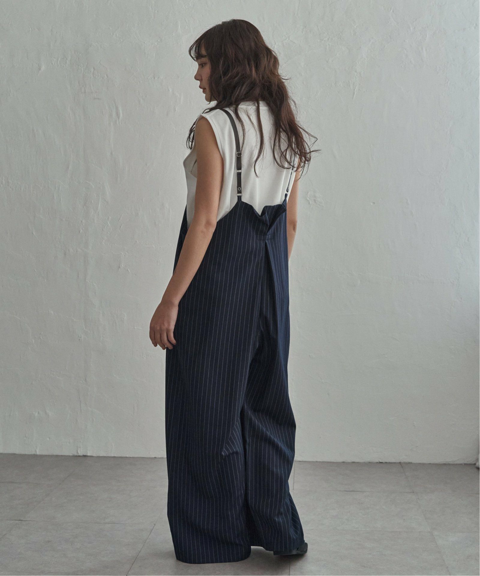 ネイビーブルー