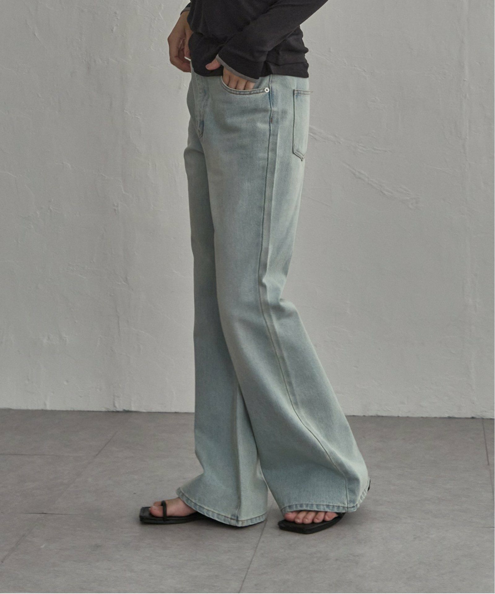 サックスブルー