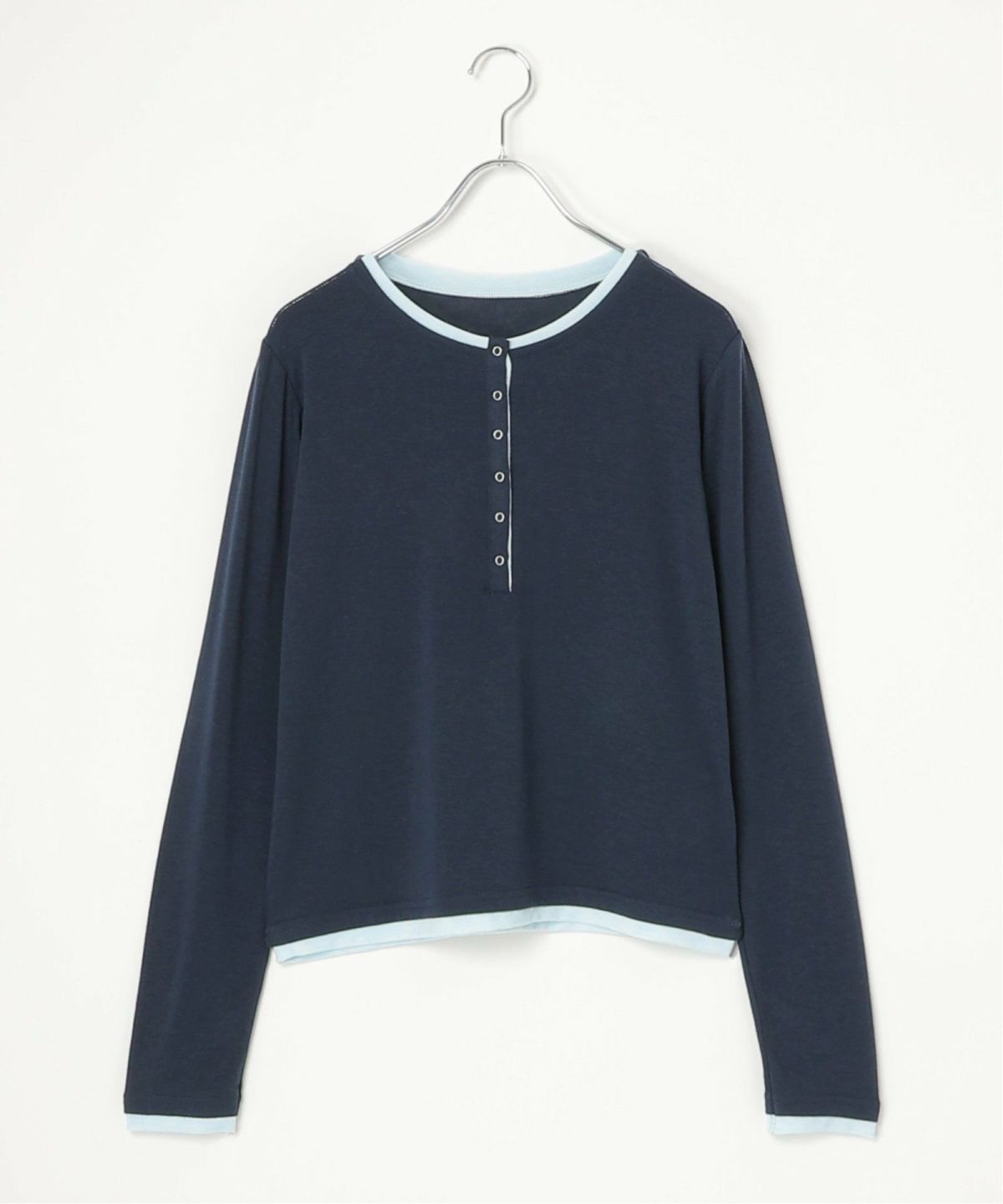 ネイビーブルー