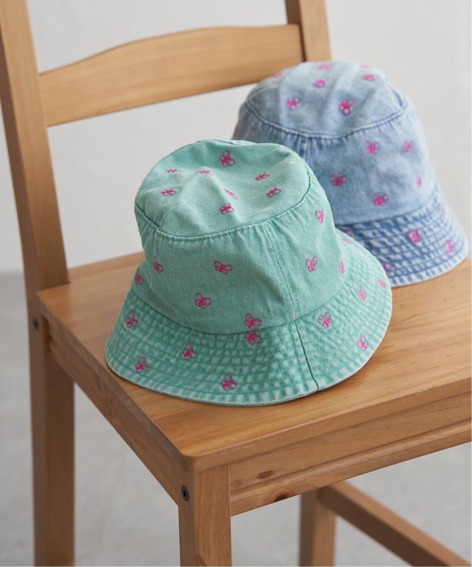 サックスブルー