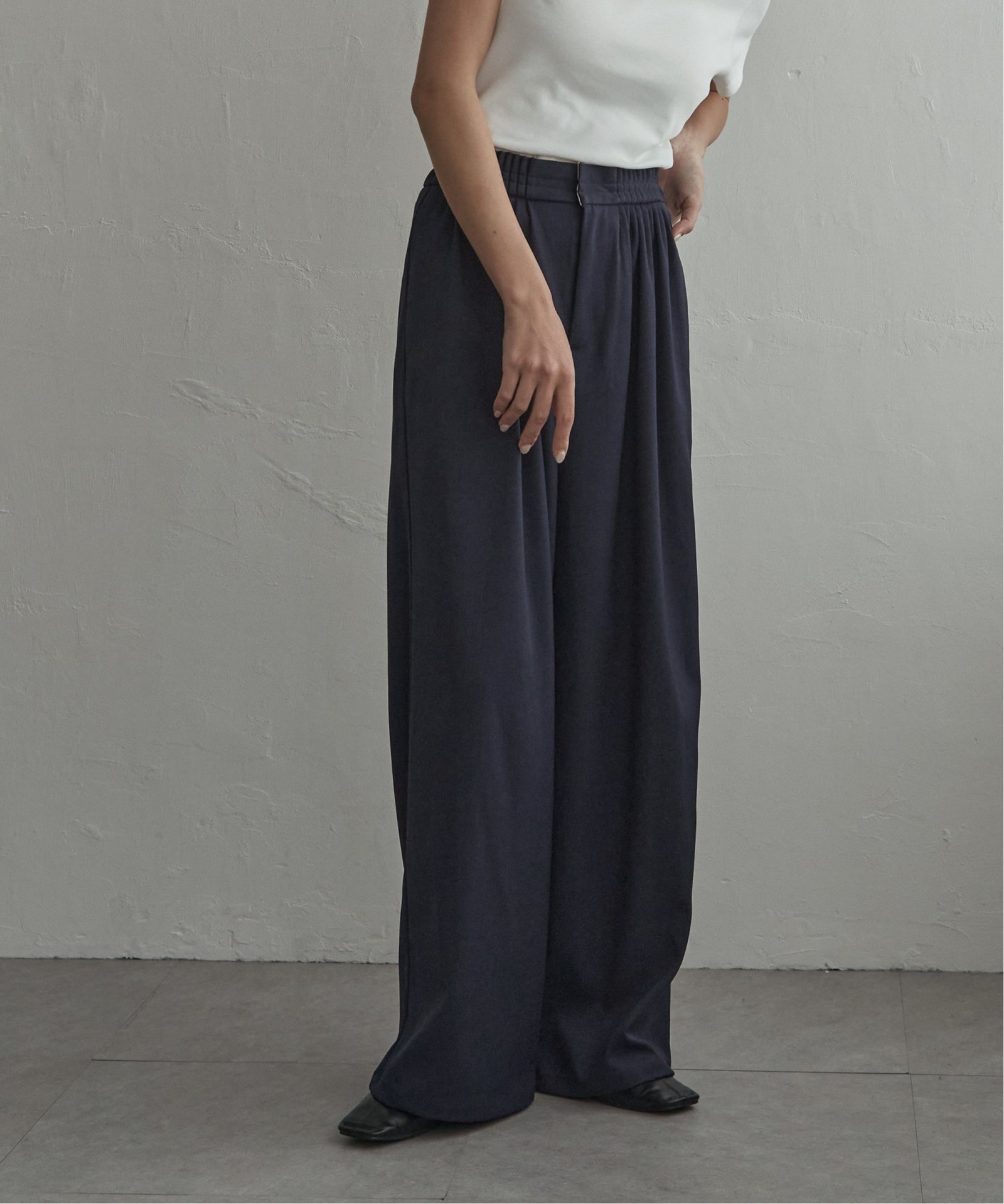 ネイビーブルー