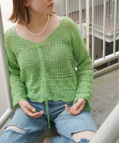 クロシェ編みフロントシャーリングプルオーバー