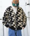 オフホワイト