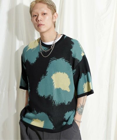 フラワーペイントニットＴシャツ 総柄/サマーニット