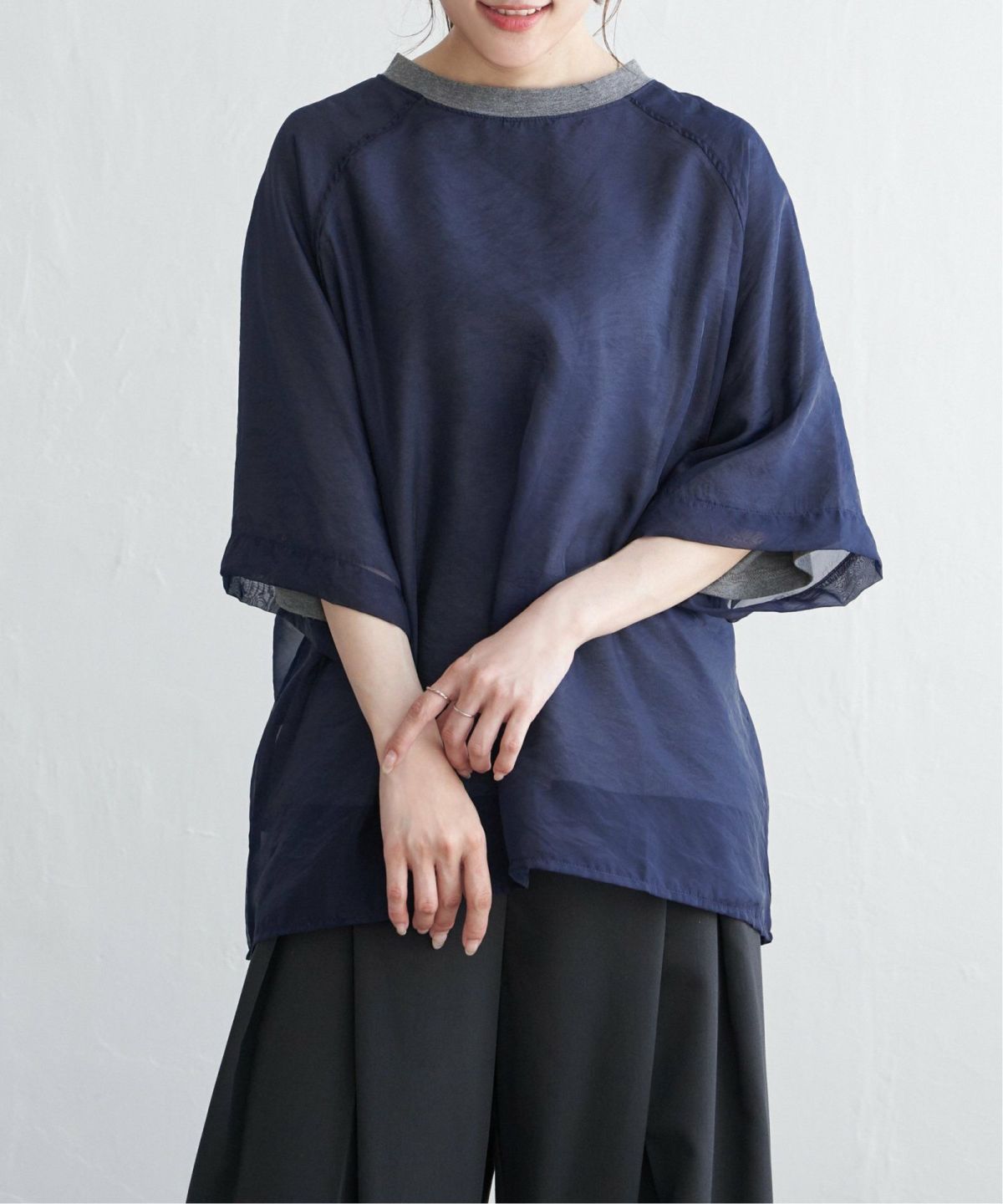 ネイビーブルー