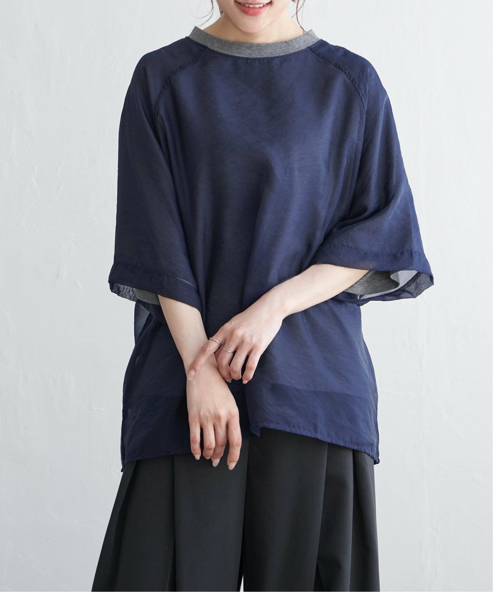 ネイビーブルー