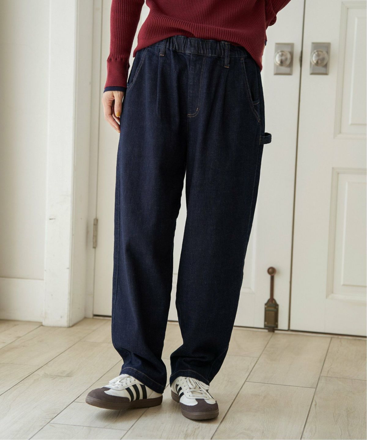 ダークネイビー