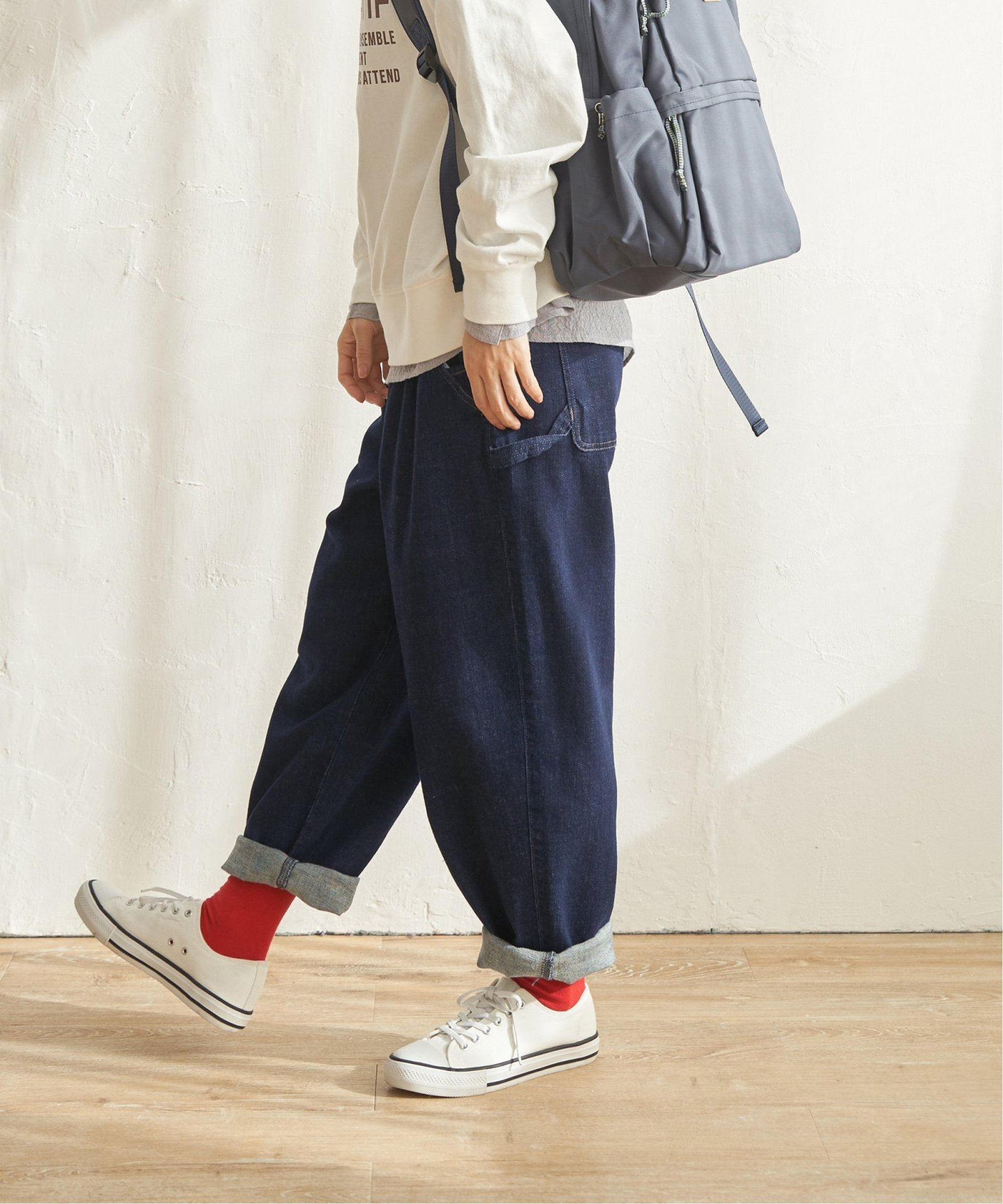 ダークネイビー