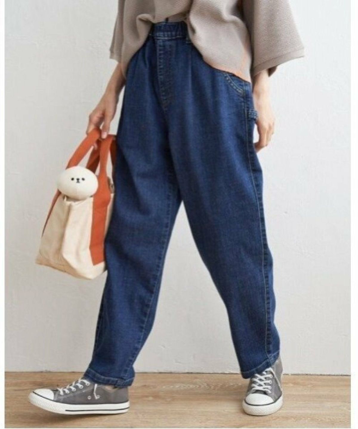 ネイビーブルー