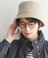 ベージュ
