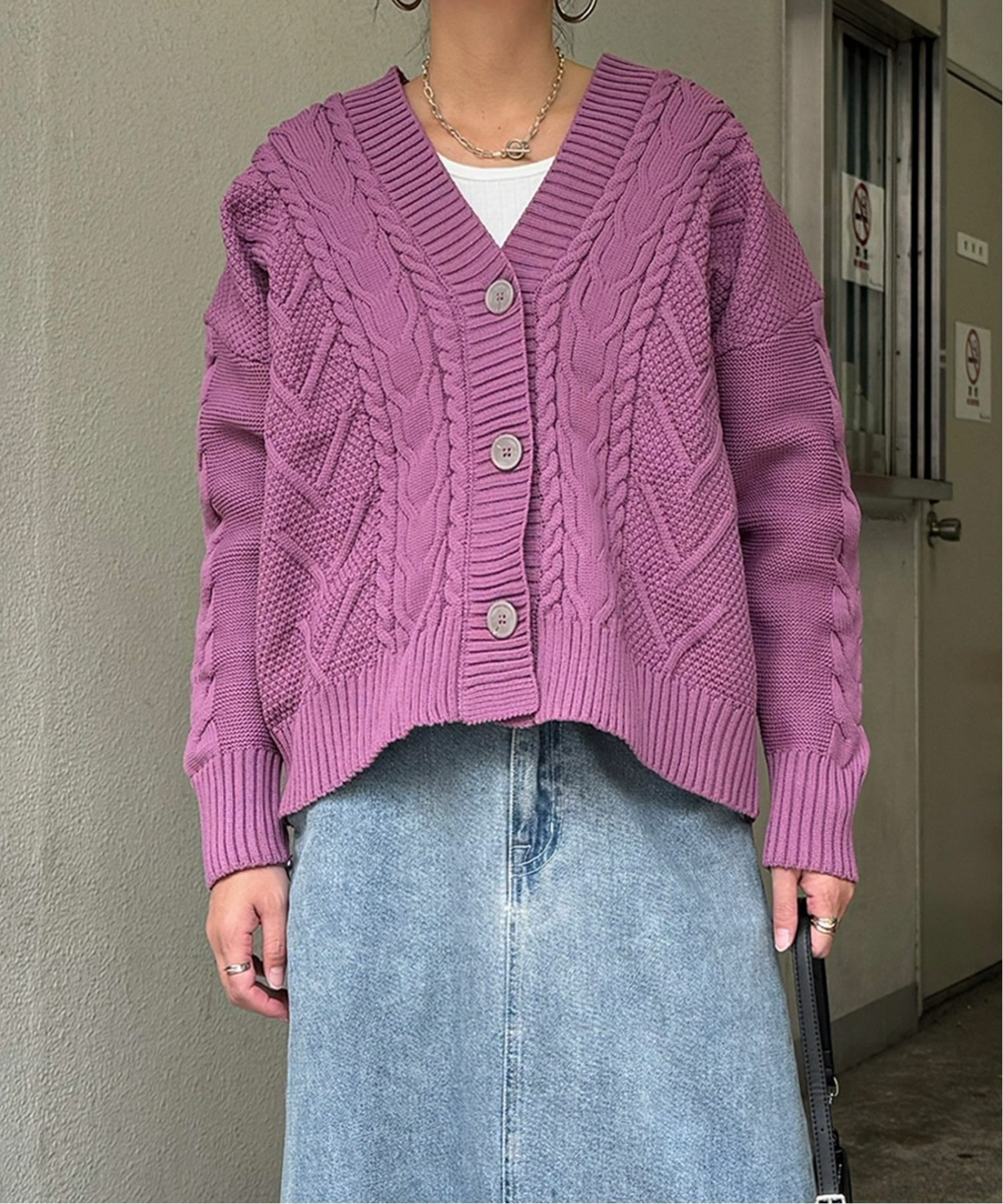 ピンク