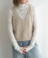 ベージュ