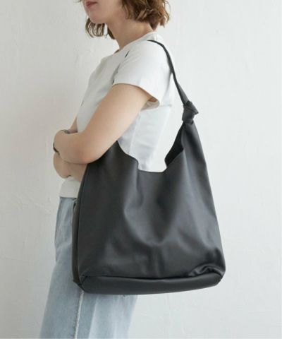 ラウンドトートバッグ